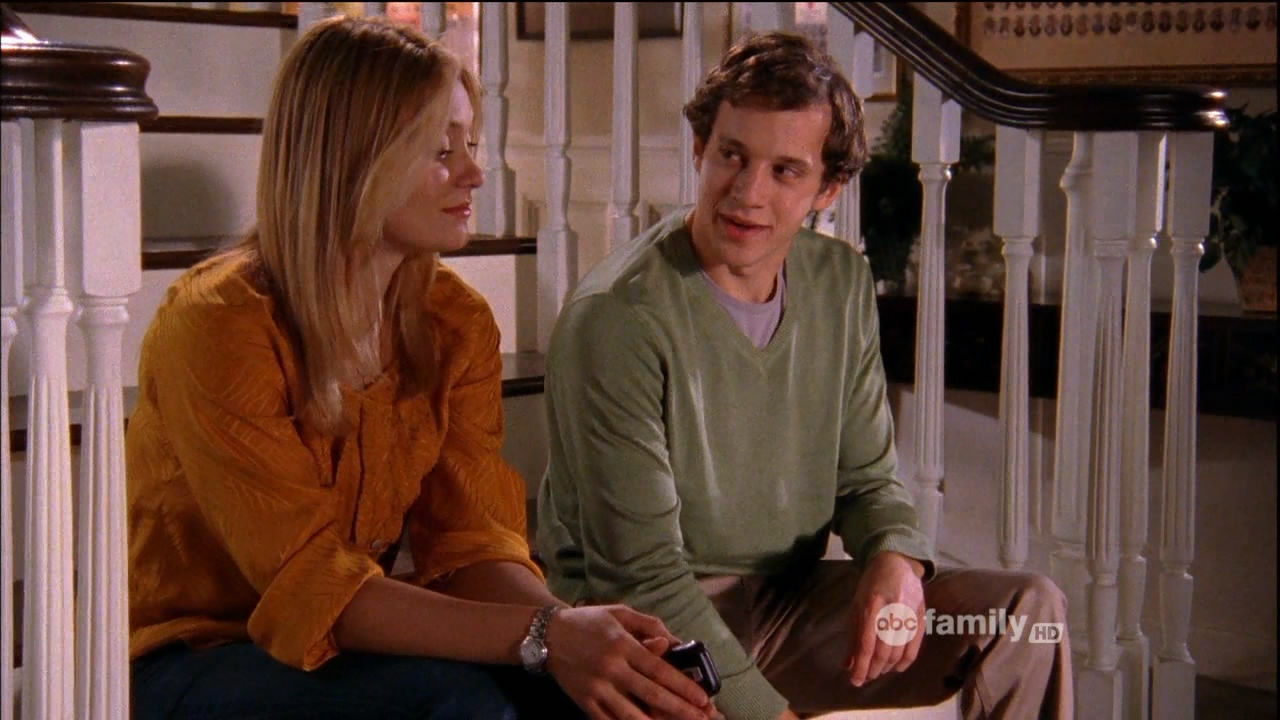 Greek 4x01