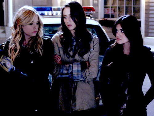 Pretty Little Liars 2x01