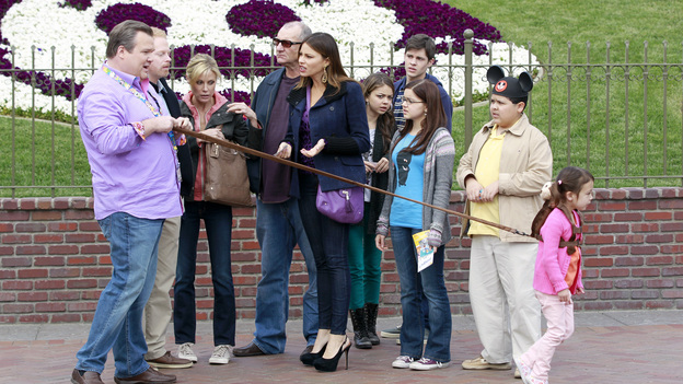 Modern Family 3x22