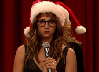 Carrie Underwood, Rashida Jones e Jimmy Fallon fazem paródia de músicas famosas