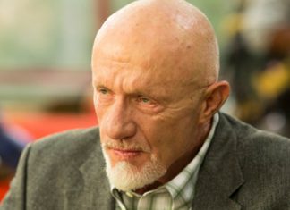 Community | Veja as primeiras imagens da participação de Jonathan Banks, o Mike de Breaking Bad