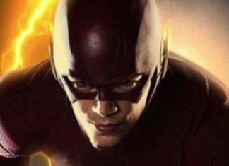 Confira a primeira imagem do uniforme completo do Flash da CW
