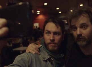 HarmonTown | Documentário sobre criador de Community ganha trailer