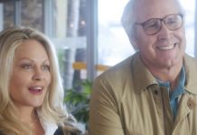 Nova série estrelada por Chevy Chase e Beverly D’Angelo vai mesmo acontecer