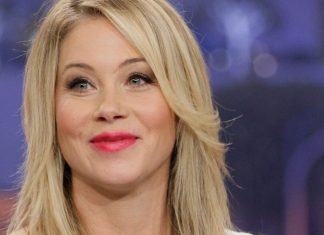 Web Therapy | Christina Applegate fará participação especial na 4ª temporada