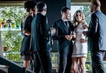 O Negócio 2×10: Greve