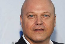 Cuckoo | Michael Chiklis e Cheryl Hines vão estrelar remake de famosa comédia britânica