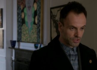 Elementary 3×20: A Stitch in Time