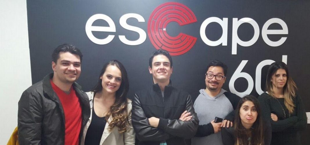 Escape capa