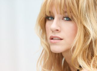 Supergirl | Brit Morgan de True Blood foi escalada para viver a vilã Curto-Circuito