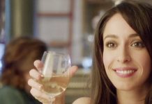Dates | Remake americano está sendo desenvolvido pela CW