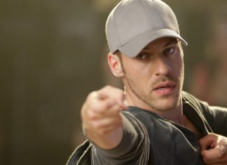 Legends of Tomorrow | Revelado o ator que vai interpretar o Gavião Negro