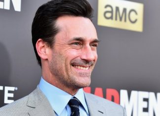 Jon Cryer inicia campanha para dar um Emmy a Jon Hamm por Mad Men