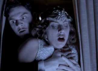 American Horror Story: Hotel 5×07: Flicker