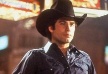 Urban Cowboy | FOX decide engavetar a nova série baseada no filme de John Travolta