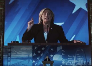 House of Cards 4×10: Chapter 49