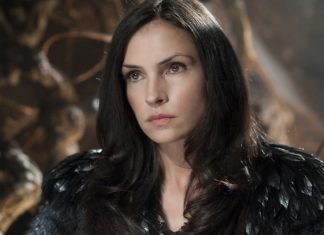 The Blacklist | NBC estuda a possibilidade de spin-off estrelado por Famke Janssen