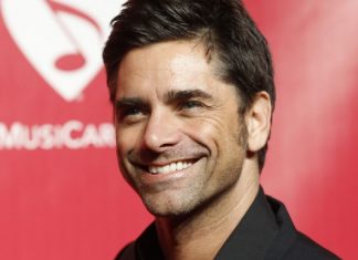 Scream Queens | John Stamos vai participar da 2ª temporada