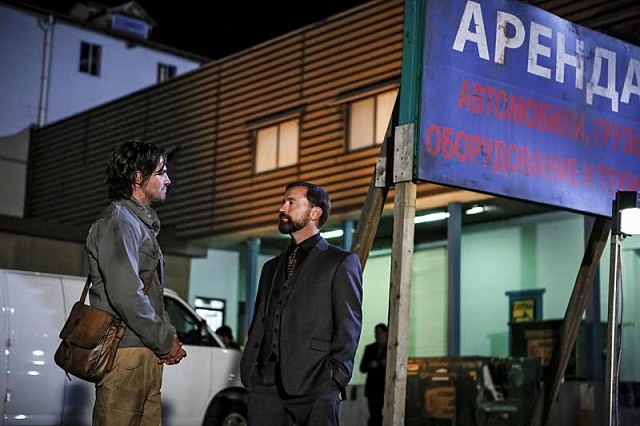 Arrow -- "Legacy" -- Image AR501d_0205b --- Pictured (L-R): Stephen Amell as Oliver Queen and David Nykl as Anatoly Knyazev -- Photo: Bettina Strauss/The CW -- ÃÂ© 2016 The CW Network, LLC. All Rights Reserved.