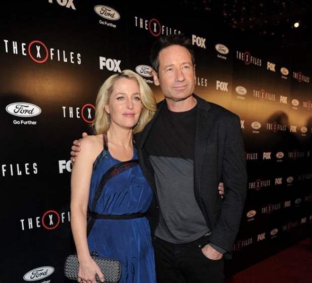 Aquarius Entre as temporadas de Aquarius Gillian Anderson e David Duchovny filmaram a 10ª temporada de The X-FIles