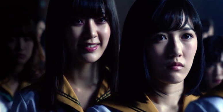 Em cena, as protagonistas: Mayu Watanabe como Kaoru Isozaki (à direita) e Sakura Miyawaki como Maki Togawa (à esquerda). Crow’s Blood. Em cena, as protagonistas: Mayu Watanabe como Kaoru Isozaki (à direita) e Sakura Miyawaki como Maki Togawa (à esquerda). Crow’s Blood.