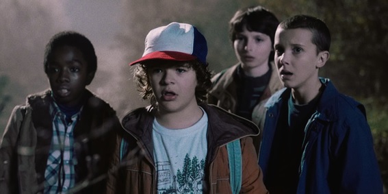 Elenco de Stranger Things (Netflix, 2016), uma das séries mais comentadas dos últimos anos.