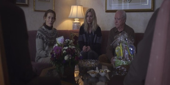 Em cena: os atores Alice Krige (Nancy Johnson), Brit Marling (Prairie Johnson) e Scott Wilson (Abel Johnson).