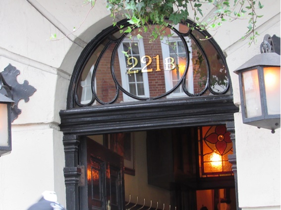 221b Baker Street, Londres – Inglaterra.