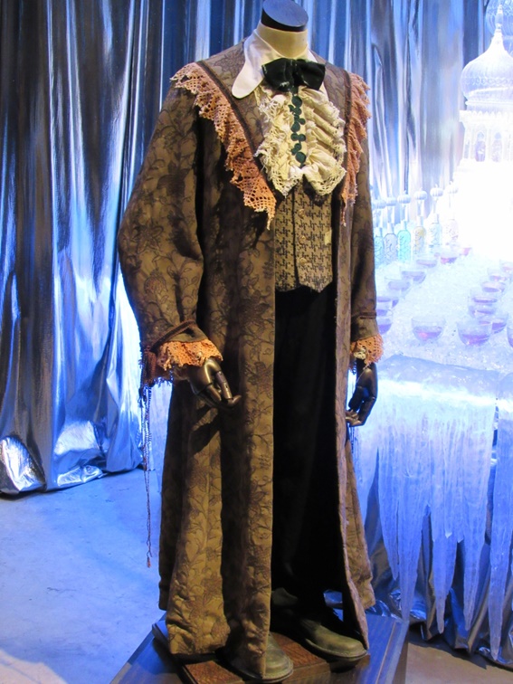 Figurino utilizado por Harry e Rony no Baile de Inverno em HP e o Cálice de Fogo.