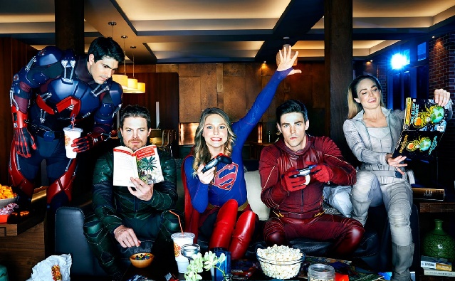 Todos os Super-heróis da CW estarão de volta com novas temporadas na CW! Todos os Super-heróis da CW estarão de volta com novas temporadas na CW!