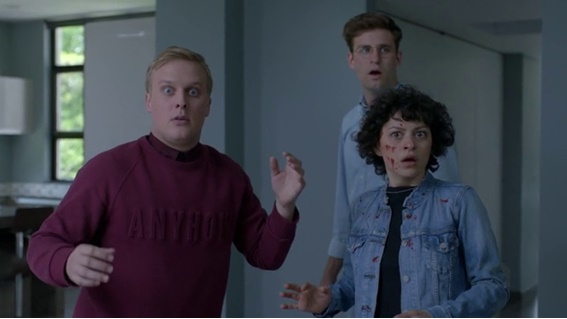 Cena da season finale de Search Party.