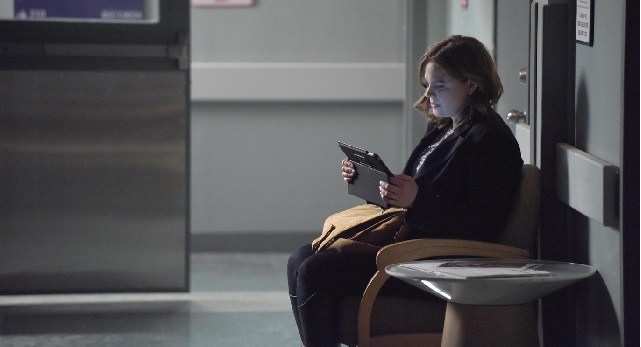 Bones 12x07: The Scare in the Score Bones 12x07: The Scare in the Score