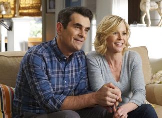 Modern Family 8×19: Frank’s Wedding