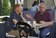 Modern Family 8×21: Alone Time