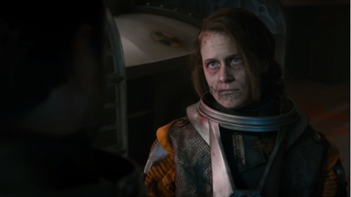 O coração aperta ao ver o casal se “reencontrando”. Esse momento é muito simbólico. Doctor Who 10x05: Oxygen.