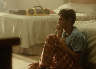 Room 104 1×05: The Internet