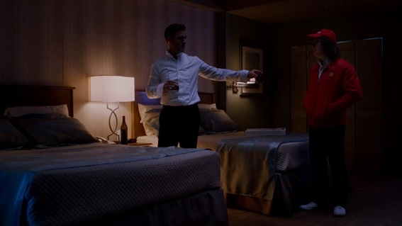 Room 104 1x02: Pizza Boy
