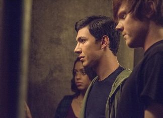 Freakish: drama adolescente com zumbis
