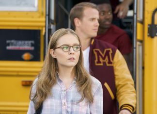 Supergirl 3×06: Midvale
