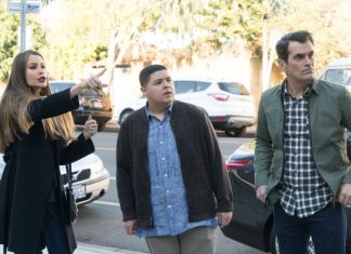 Modern Family 9×13: In Your Head