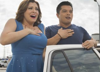 Canal americano CW vai estender sua programação para os domingos