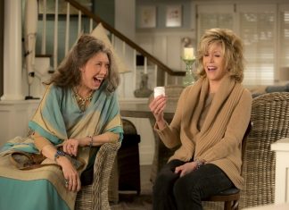 Grace and Frankie é renovada para a quinta temporada pela Netflix, com RuPaul no elenco