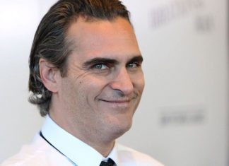 Joaquim Phoenix pode interpretar o Coringa no novo filme da DC Comics