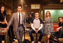 Travelers é renovada para a terceira e temporada e passa a ser 100% original Netflix