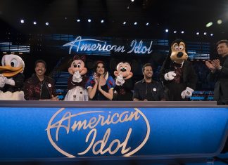 American Idol 16×15: Top 10 – Disney Night