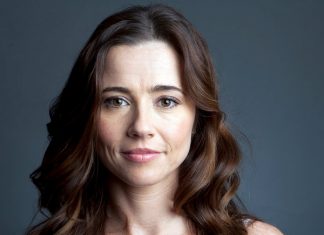 Dead To Me: Linda Cardellini vai estrelar a nova comédia da Netflix ao lado de Christina Applegate