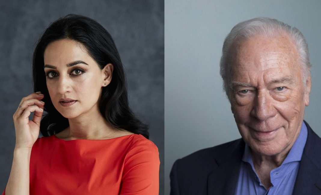 Archie-Panjabi-e-Christopher-Plummer