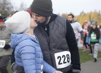 A Million Little Things 1×11: Secrets and Lies