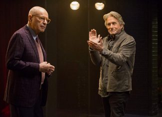 O Método Kominsky é renovada para a segunda temporada