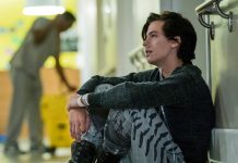 Crítica: A Cinco Passos de Você é clichê, mas vai te fazer sair do cinema com o coração mais quentinho